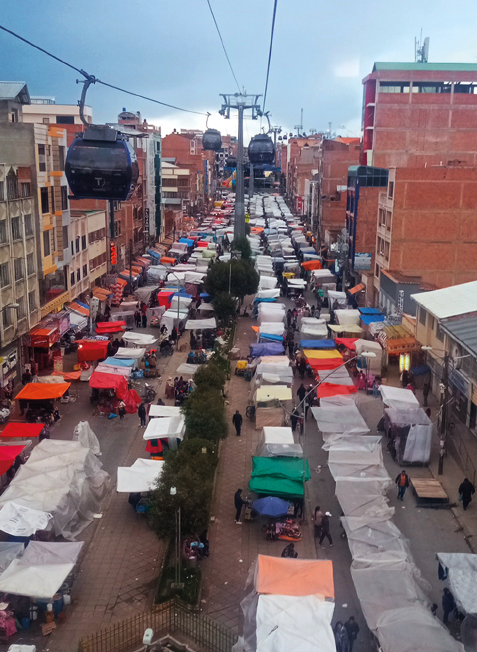 Fotografía del espacio público en La Paz, Bolivia. Imagen propia.